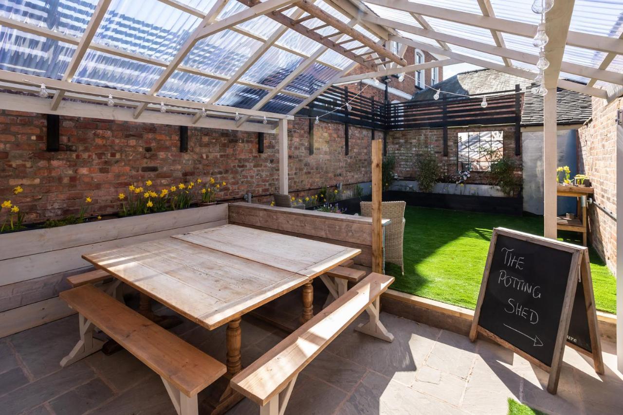 The Walled Garden At Cheshire Boutique Bathhouse Nantwich Exterior photo